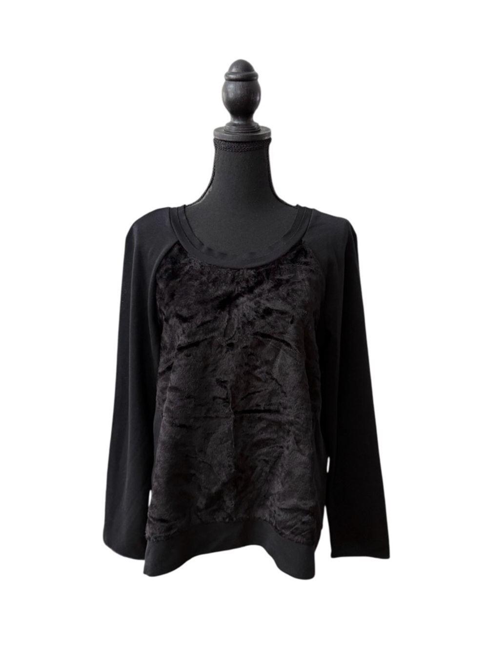 Elie Tahari Night Black Long Sleeve Faux Fur Front Pull Over Sweater